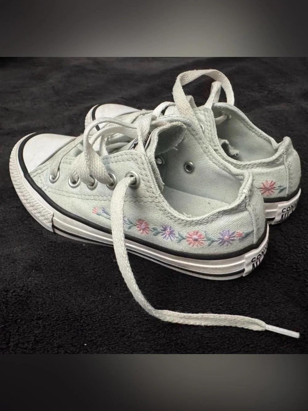 Converse Kids Low-Top Sneakers with Pastel Floral Embroidery - Light Mint
